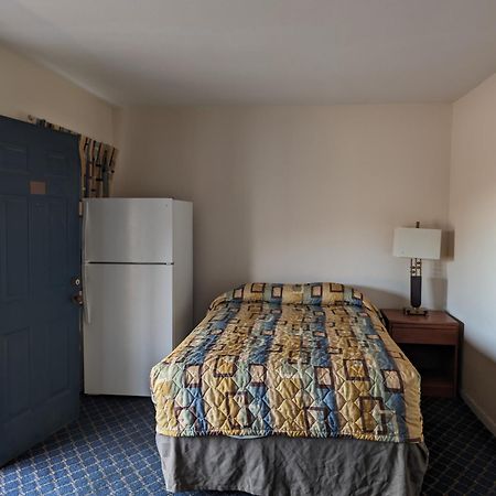Economy Inn คิงส์วิลล์ ภายนอก รูปภาพ