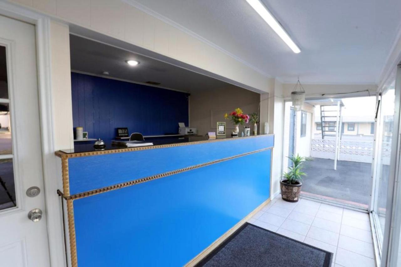 Economy Inn คิงส์วิลล์ ภายนอก รูปภาพ