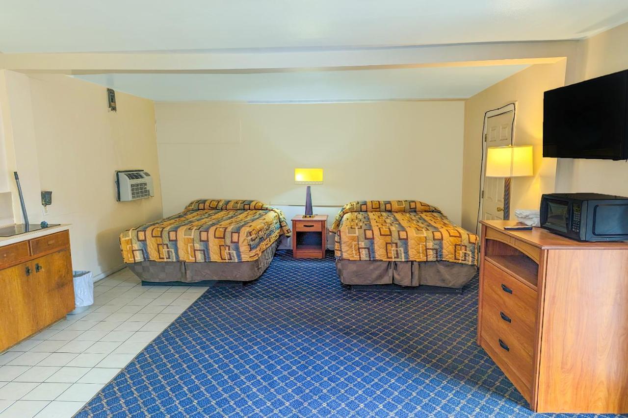 Economy Inn คิงส์วิลล์ ภายนอก รูปภาพ