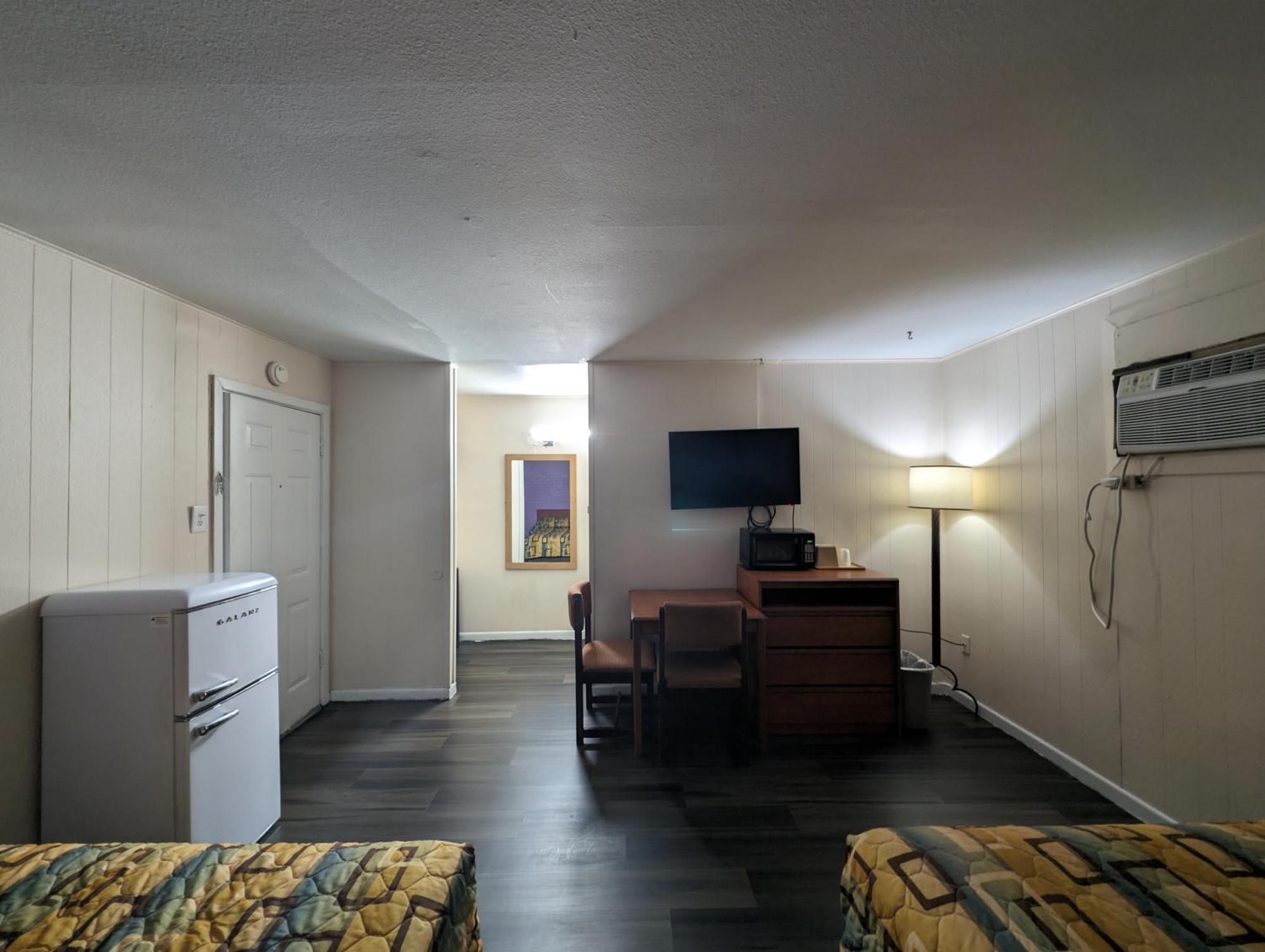 Economy Inn คิงส์วิลล์ ภายนอก รูปภาพ